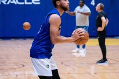 杨瀚森：勇敢跳出舒适圈，挑战自我实现成长突破